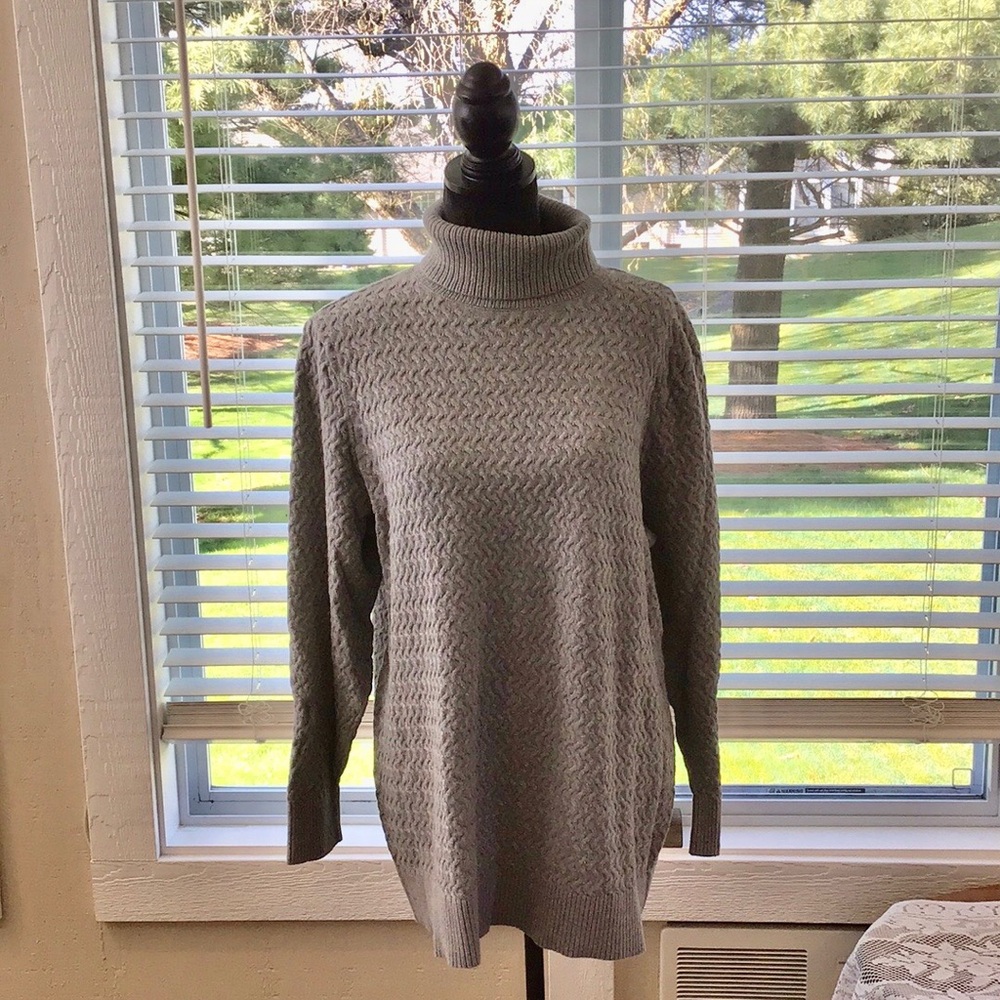 Lands’ End Grey Tunic Turtleneck Sweater Sz. 1X 16W-18W